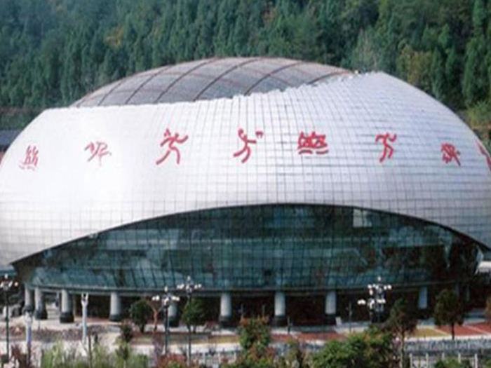 南平体育中心球形网架加工安装